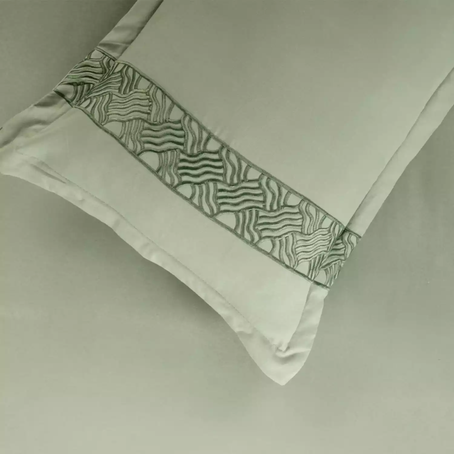 Valtellina Bedding 5 Pcs Set King Size - Image 3